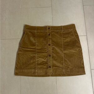 Vineyard Vines - XL - Corduroy Mini Skirt in Camel